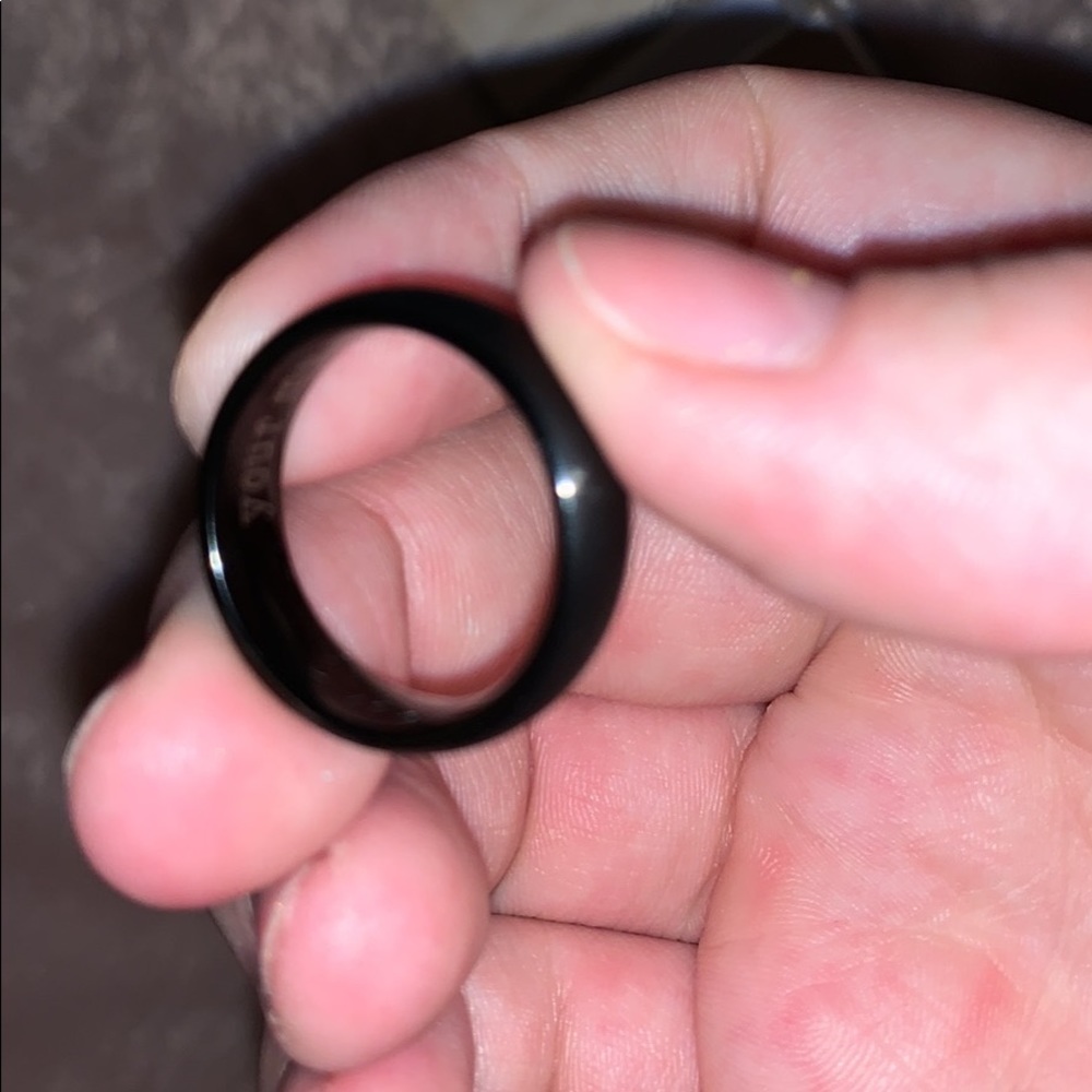 Men’s wedding ring